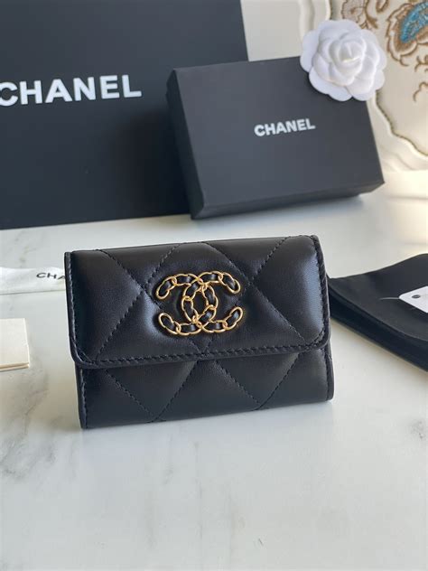 chanel card holder vintage|Chanel classic flap card holder.